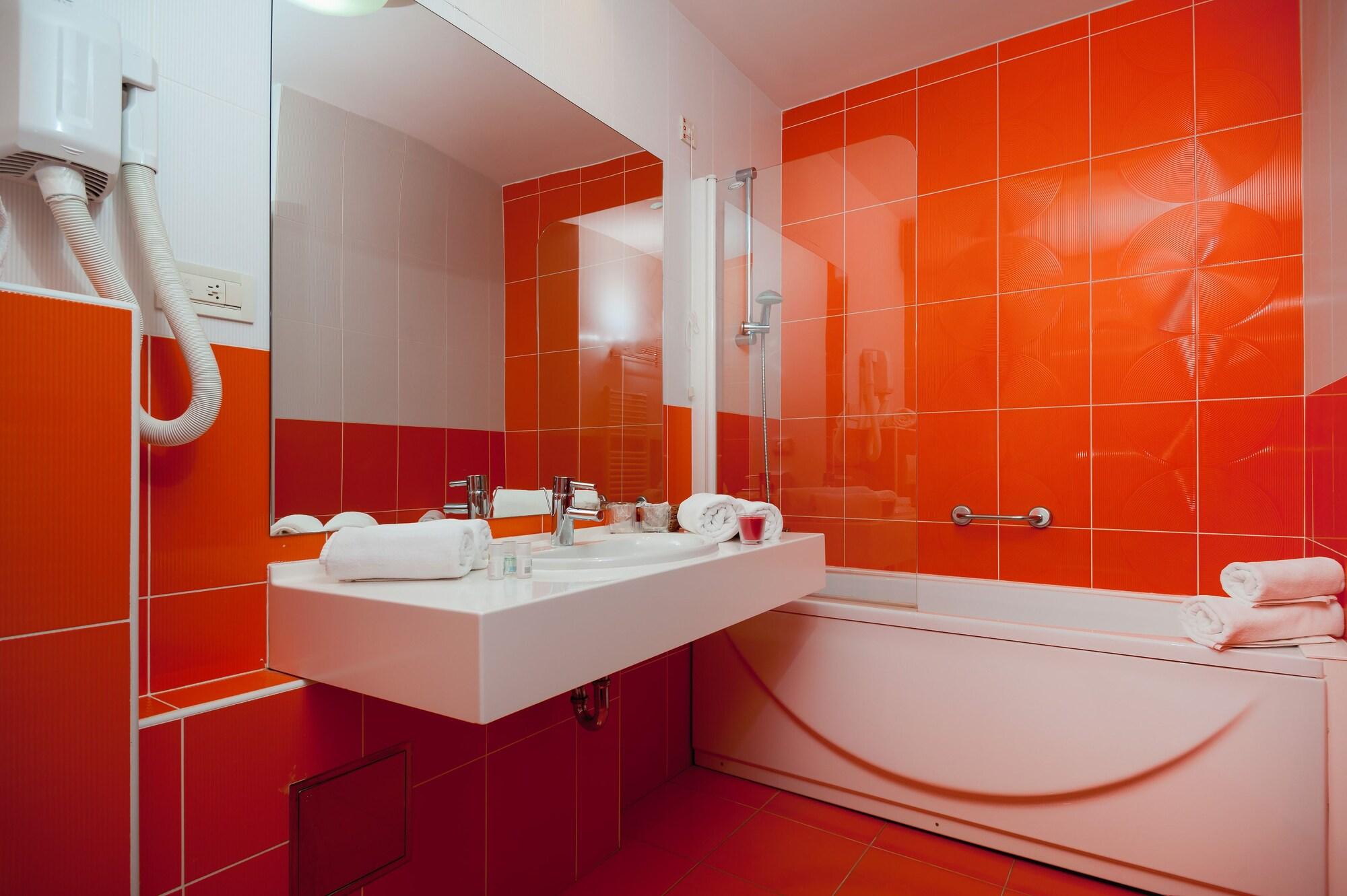Hotel Rotondo سيغيت دونيي المظهر الخارجي الصورة