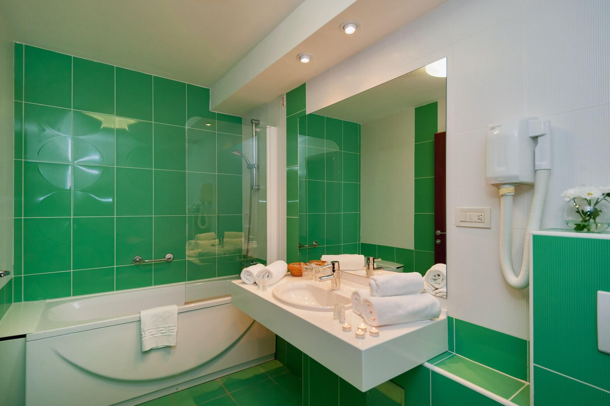 Hotel Rotondo سيغيت دونيي المظهر الخارجي الصورة