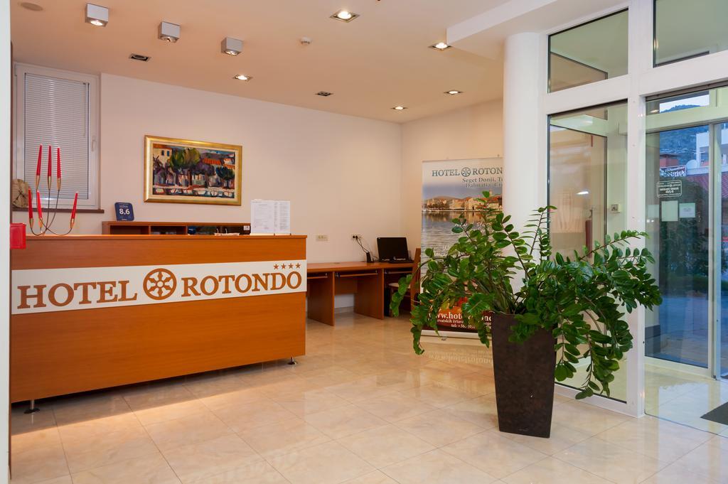 Hotel Rotondo سيغيت دونيي المظهر الخارجي الصورة